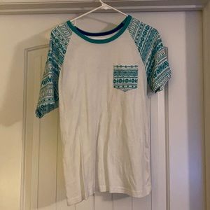 Men’s aztec print tshirt